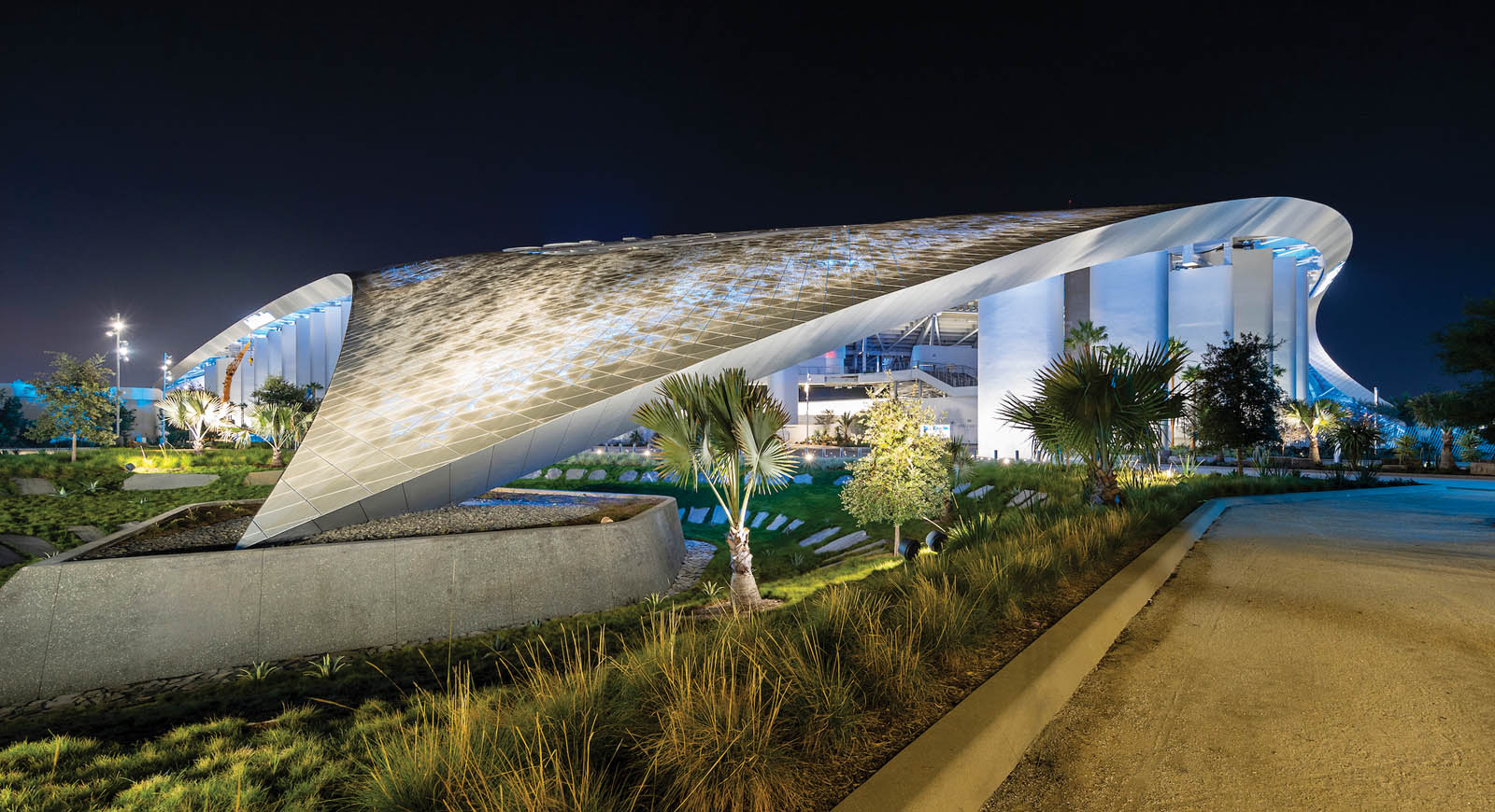 Architectural shading systems find new markets - Fabric Architecture  Magazine